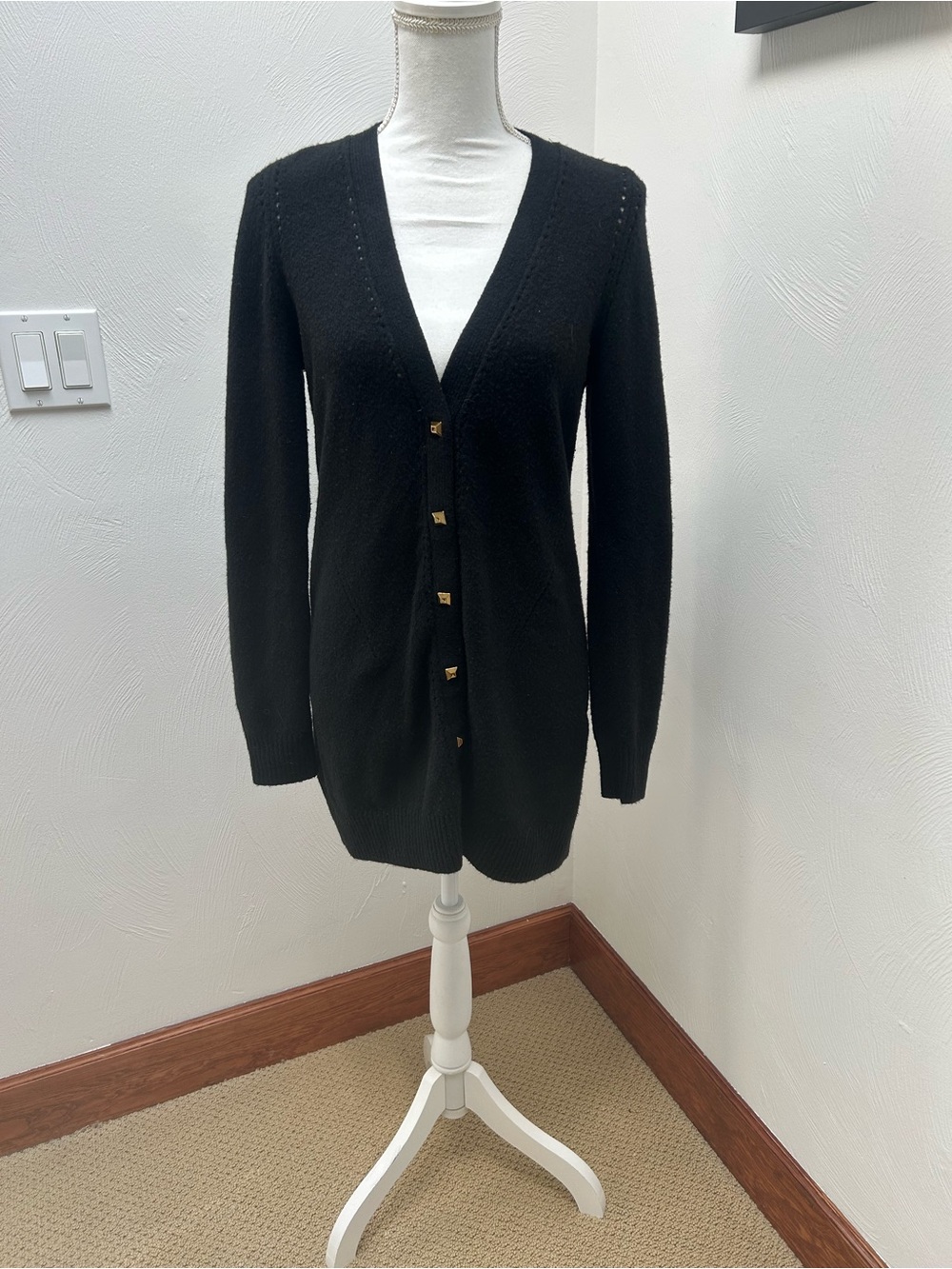 White House Black Market Black V-Neck Button Front Women's Cardigan Sweater